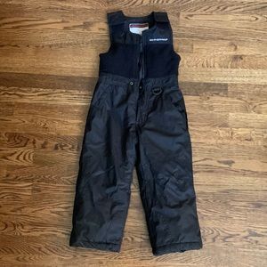 Sz 4 black snow bibs snow pants